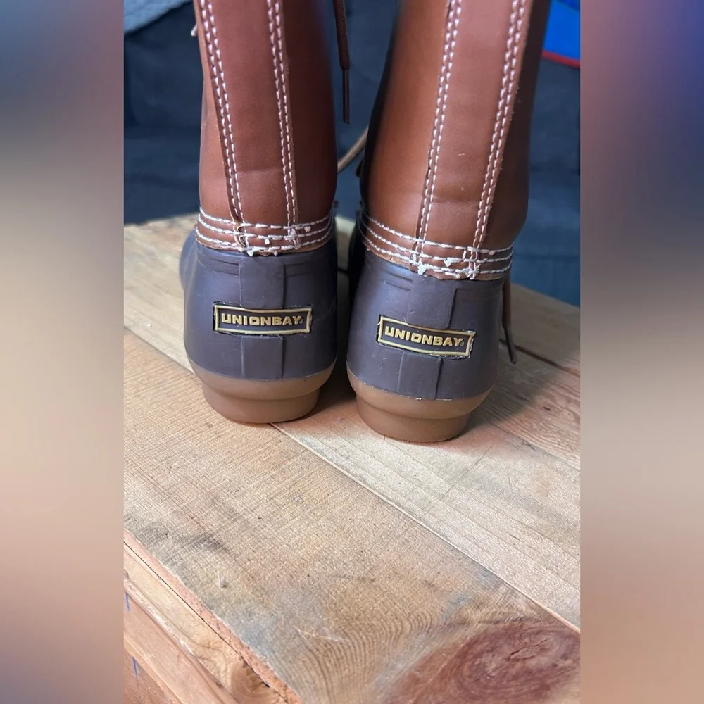 UnionBay Vintage‎ Duck Boots size 6